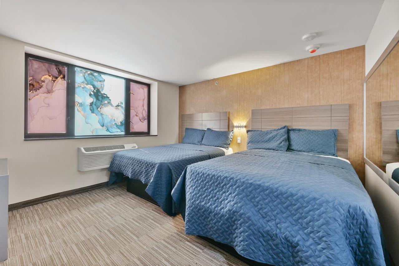 Casa Blanca Hotel Brooklyn New York Exterior photo
